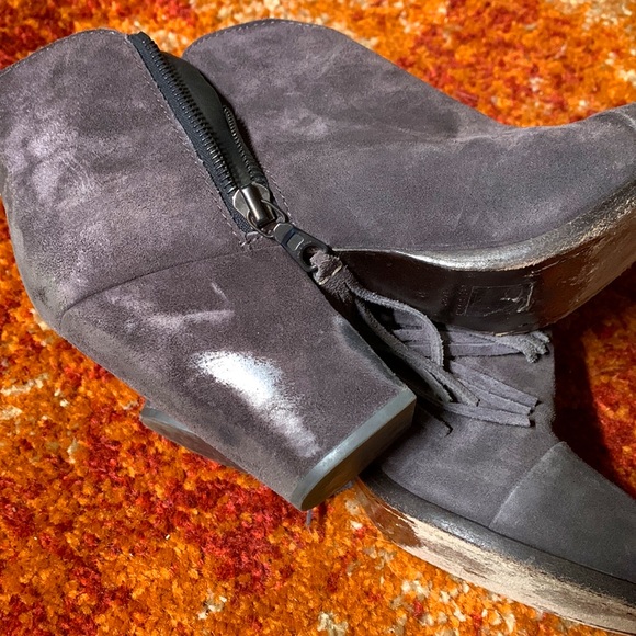 Rag & Bone Suede Tassle Double Zipper Booties Gray - Picture 9 of 10